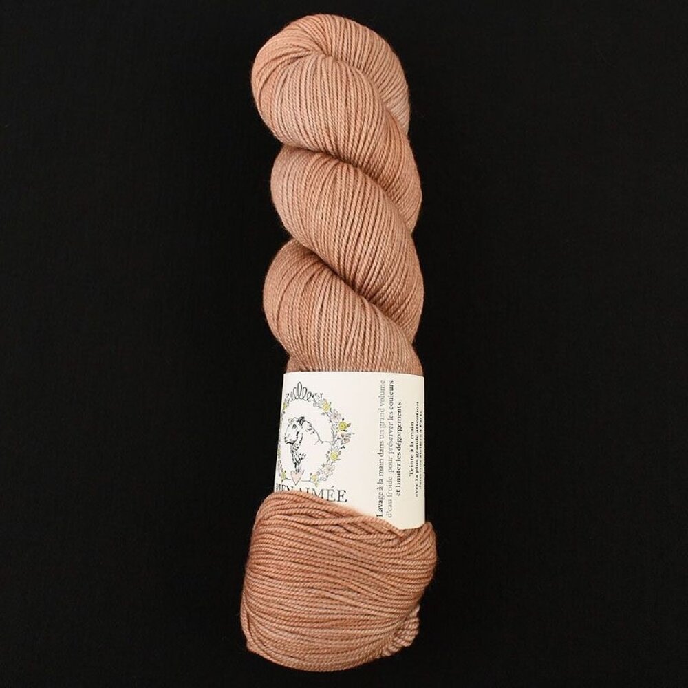La Bien Aimée Merino Sport Yarn Superwash Merino Clay